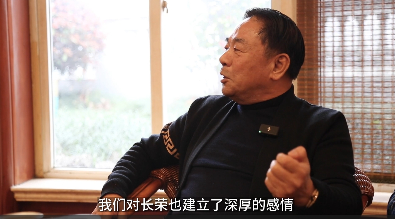 九游老哥J9俱乐部官网用设备感动客户，客户用设备赢得市场